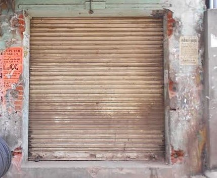 சிதம்பரத்தில் டாஸ்மாக் மதுபானக்கடை அகற்றம்: கவுன்சிலர்கள் போராட்டம் எதிரொலி